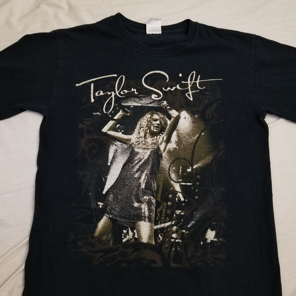 Taylor Swift T Shirt Mens Small Black 2009 Fearless Tour Concert Vintage Y2K